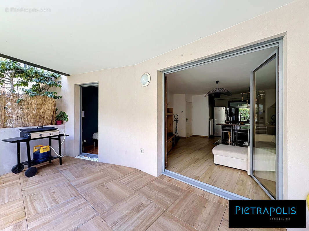 Appartement à NEUVILLE-SUR-SAONE