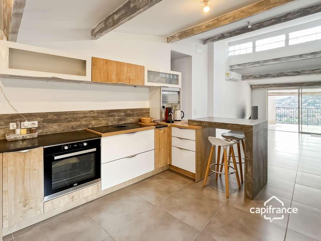 Appartement de charme 4 pièces avec terrasses et vue exceptionnelle à FAYENCE (83) - photo 9