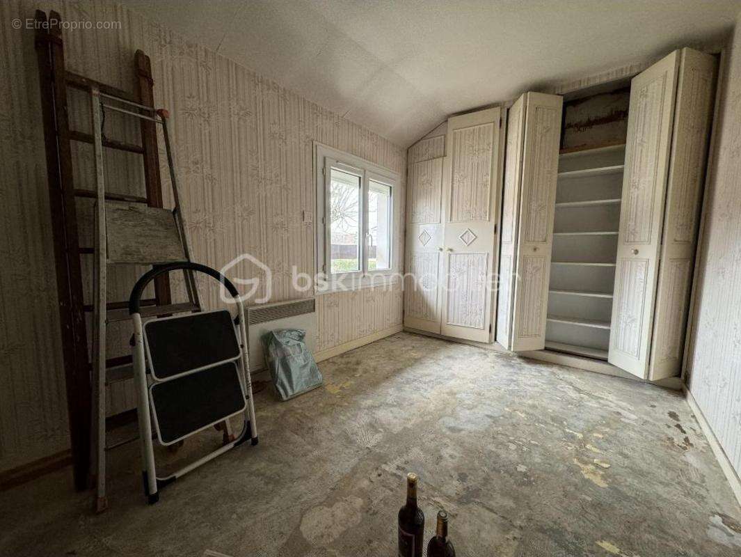 Maison à SAINT-PIERRE-DU-PERRAY