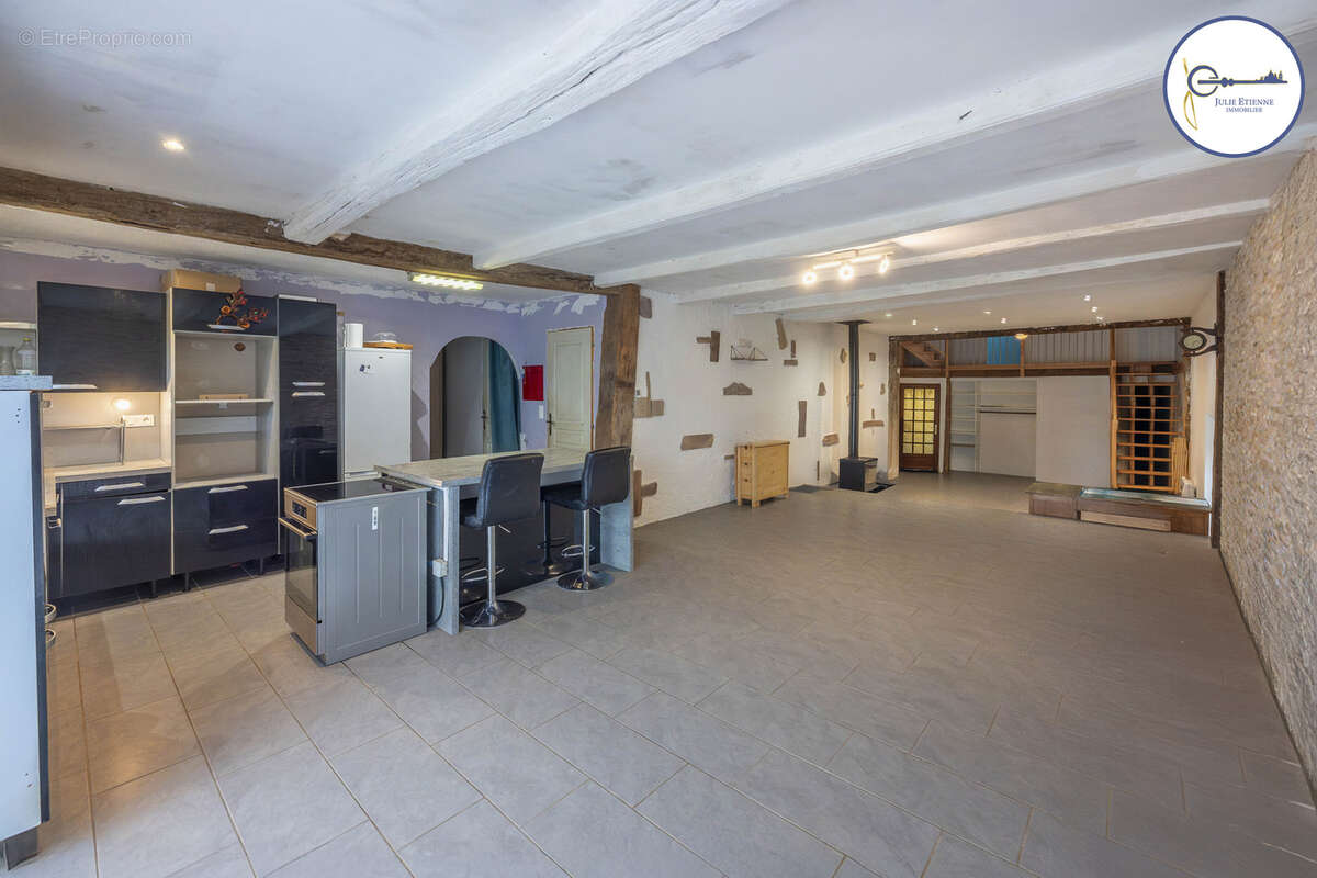 Maison à DAMAS-AUX-BOIS