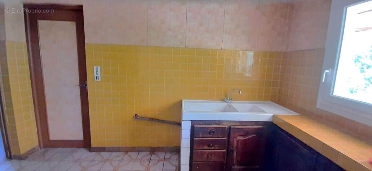 Maison 107 m² à Bazas  - photo 7