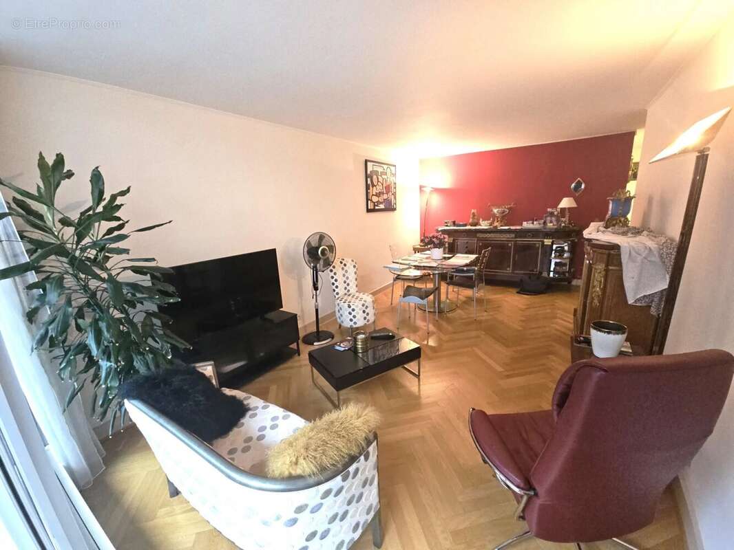 Appartement à PARIS-12E
