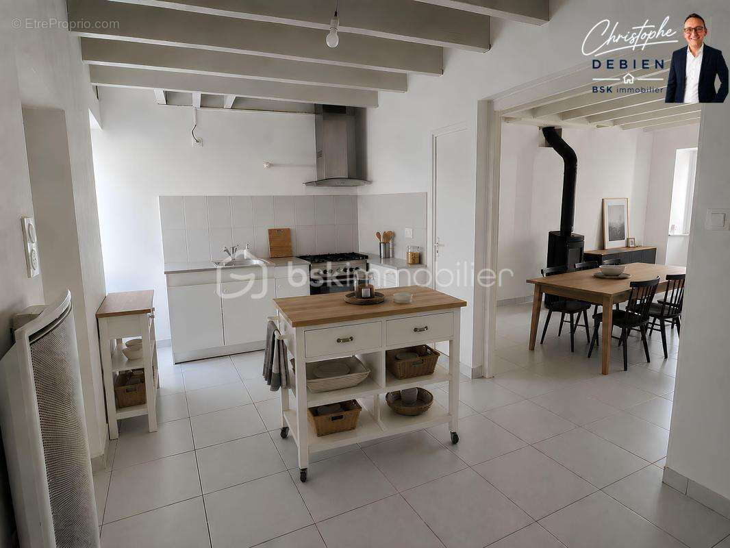 Maison rénovée – 2 chambres - calme – cour – poêle à bois - la bruffière - photo 5