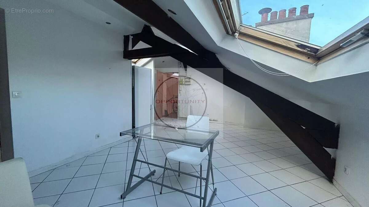 Appartement à LE PERREUX-SUR-MARNE