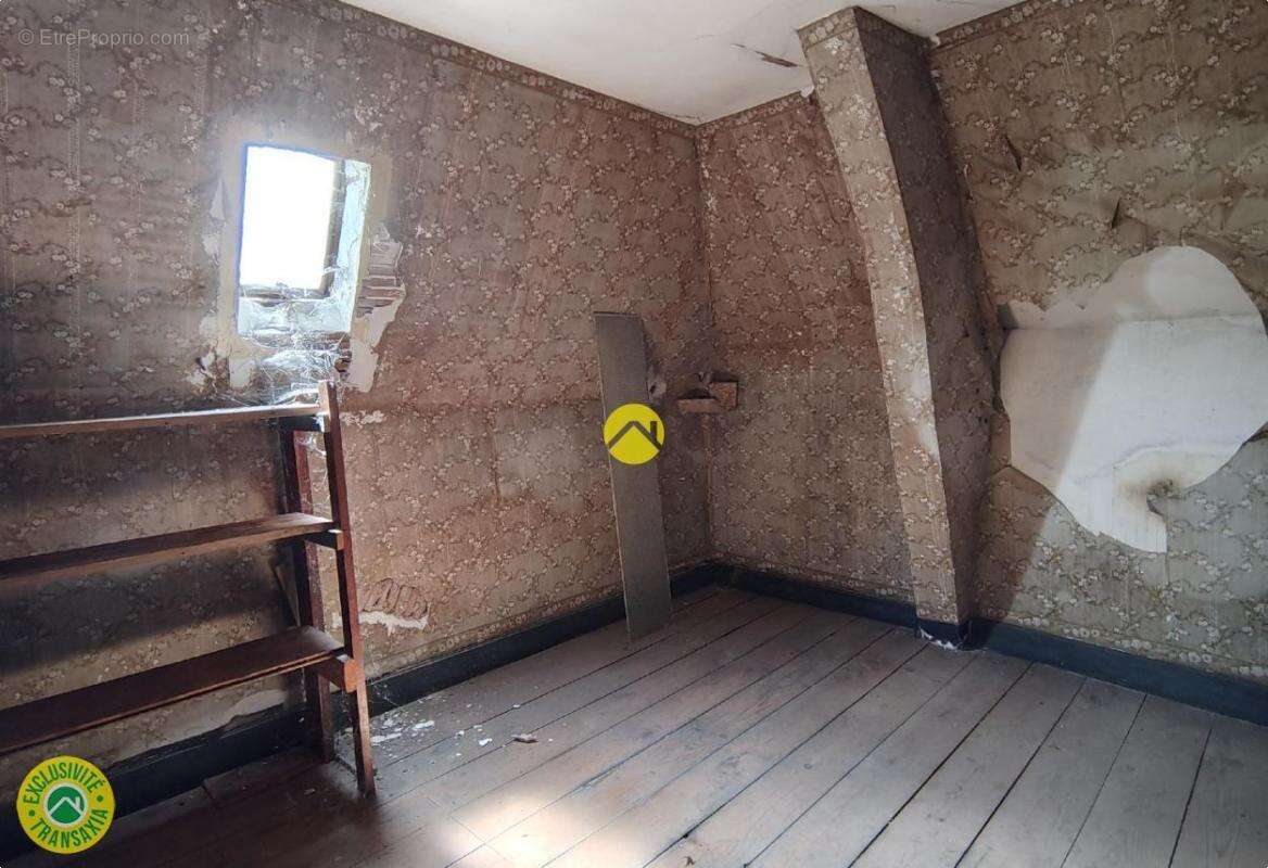 Maison à NEUVY-SAINT-SEPULCHRE