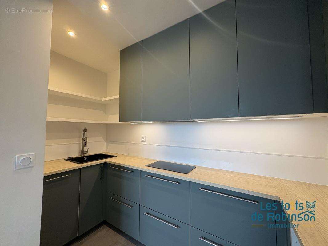 Appartement à LE PLESSIS-ROBINSON