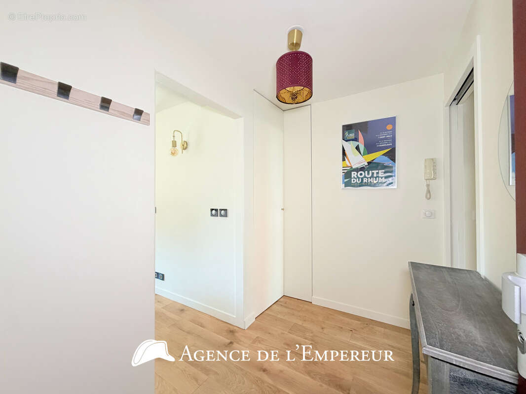 Appartement à SURESNES