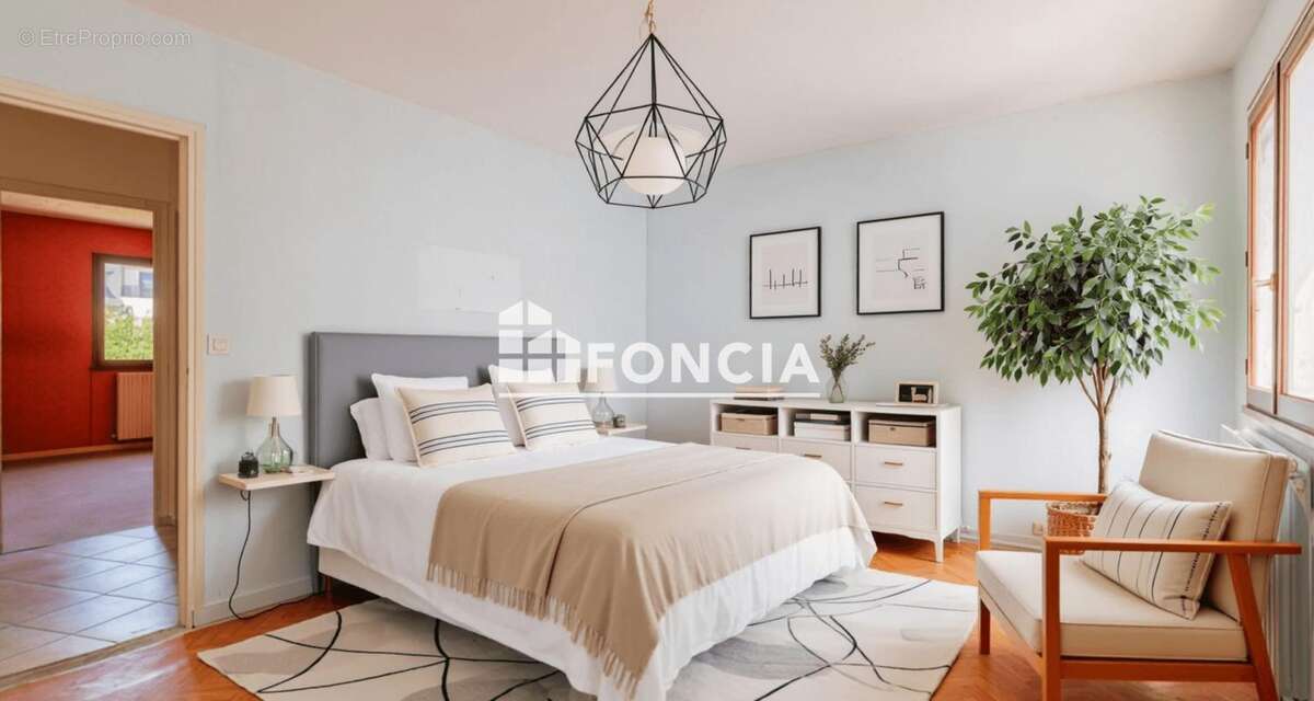 Appartement à LE PLESSIS-TREVISE