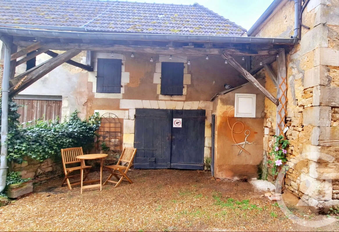 Maison 182 m² à Etais-La-Sauvin  - photo 15