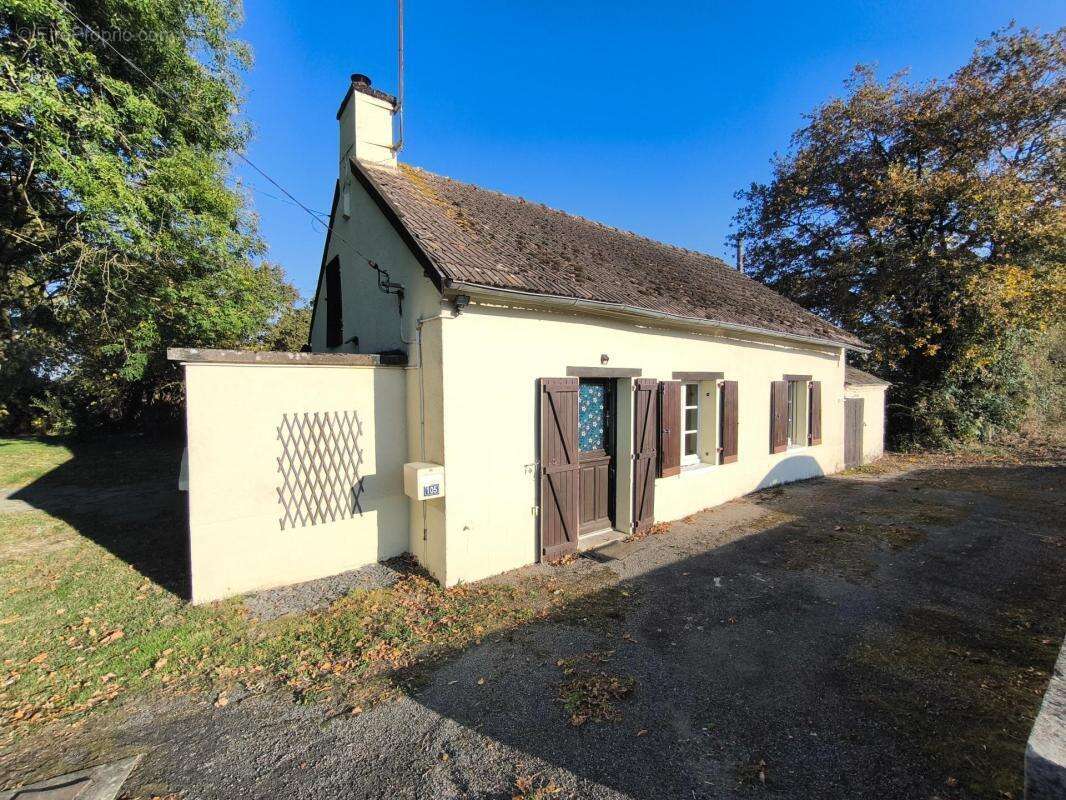 Maison à CHAZE-HENRY