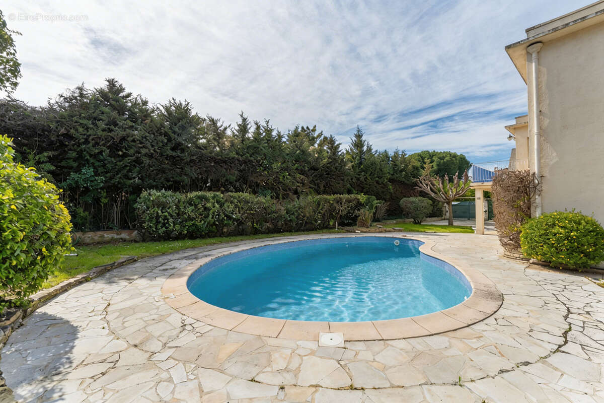 Maison à MARSEILLE-12E