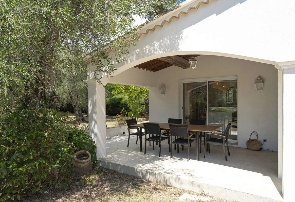 Maison à LE ROURET