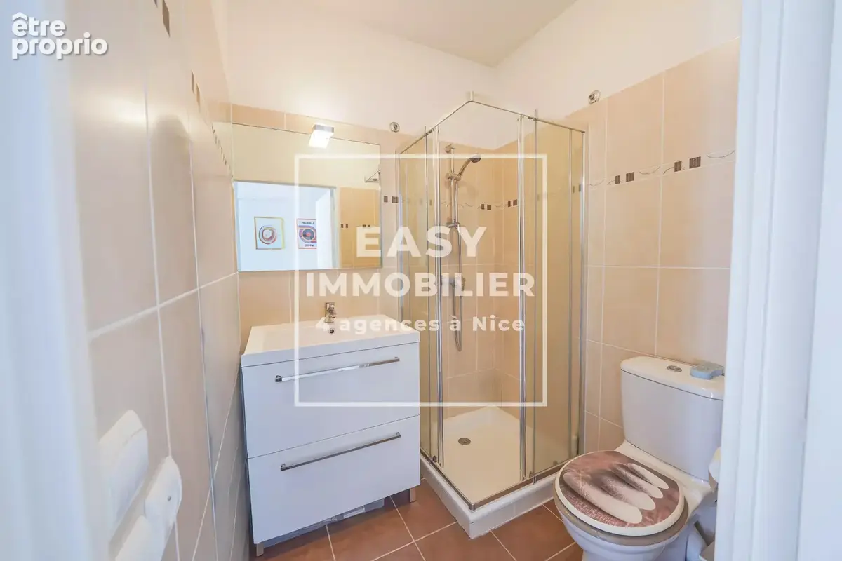Appartement 3 pièces 70 m² à vendre à Nice (06300) - photo 3