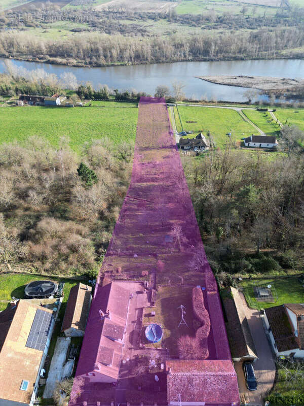 Maison à CHATEL-DE-NEUVRE