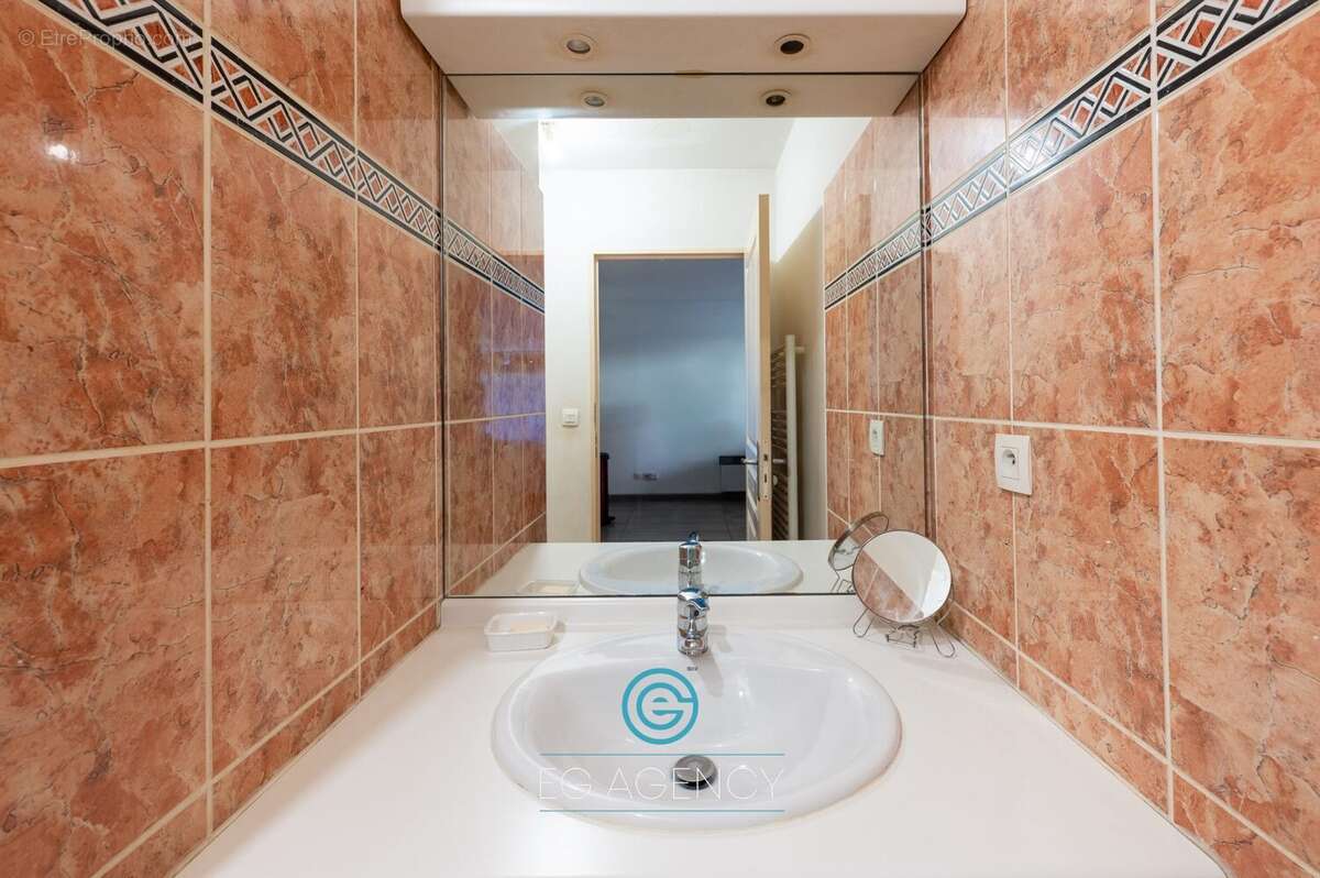 Appartement à MARSEILLE-10E