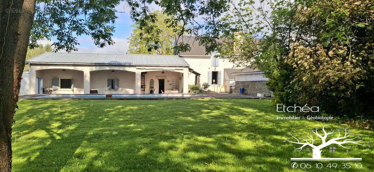 Maison à ARTIGUELOUVE