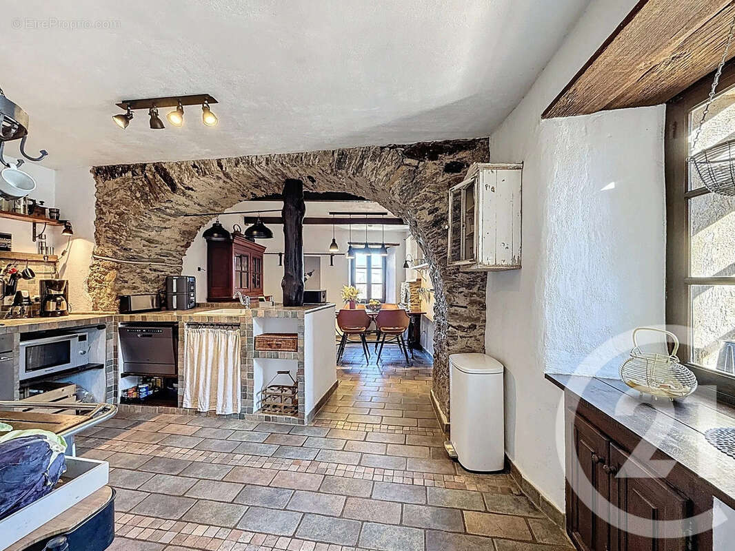 Maison à SAN-GIOVANNI-DI-MORIANI