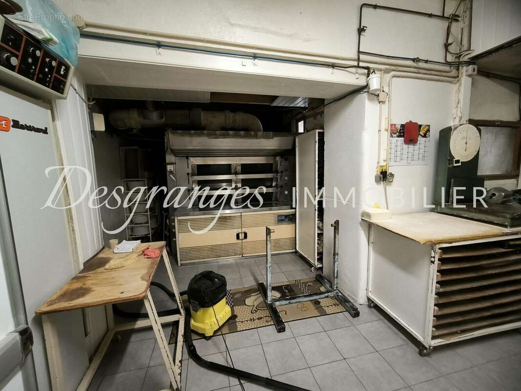 Appartement à BUSSIERE-GALANT