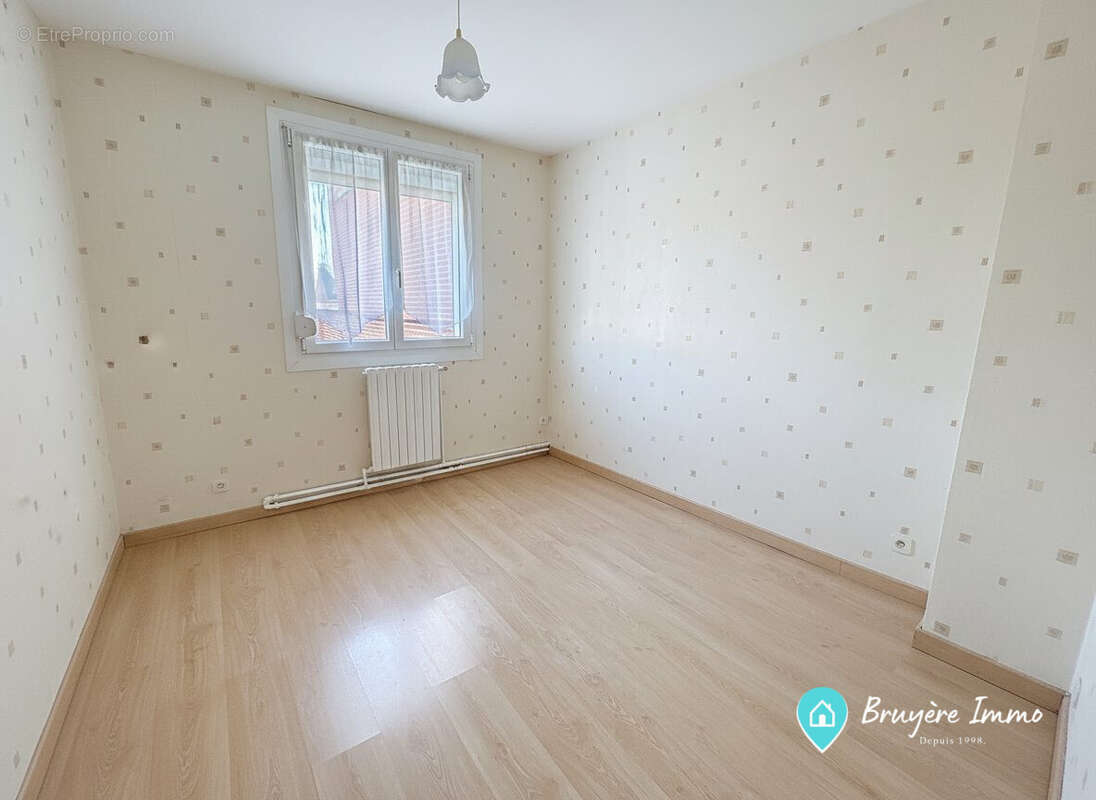 Maison à AULNOYE-AYMERIES