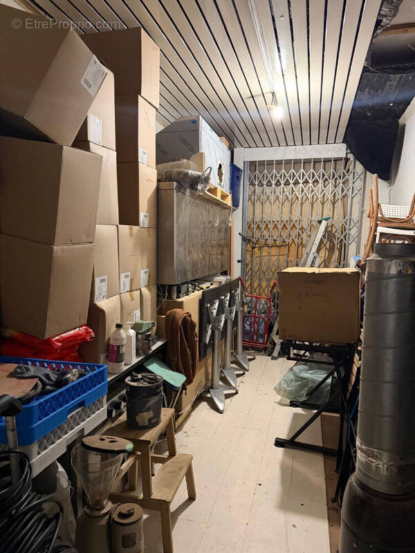 Commerce à VERSAILLES