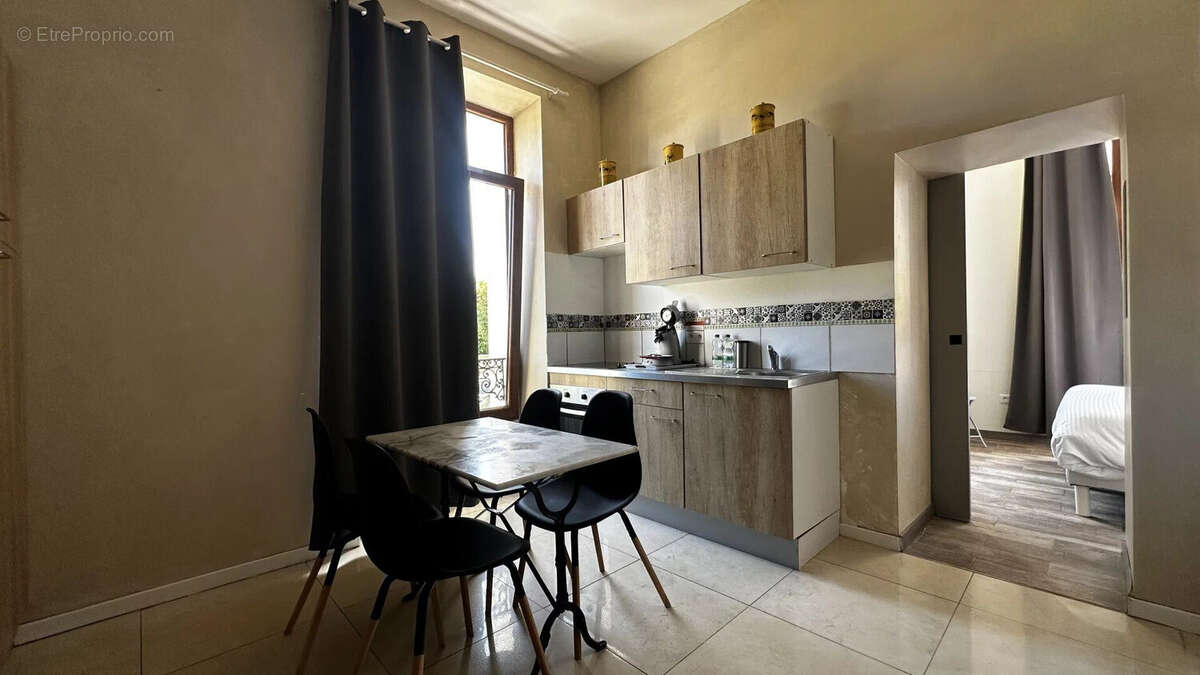 Maison à VALLAURIS