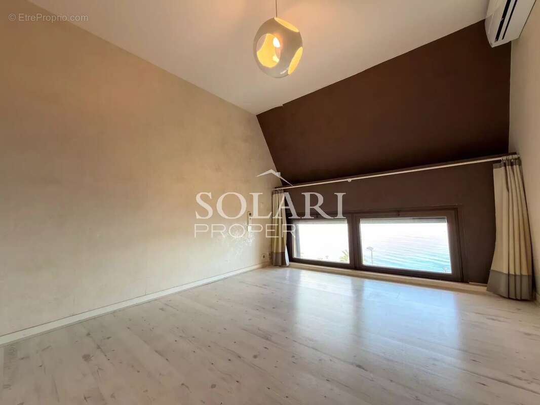 Appartement à THEOULE-SUR-MER