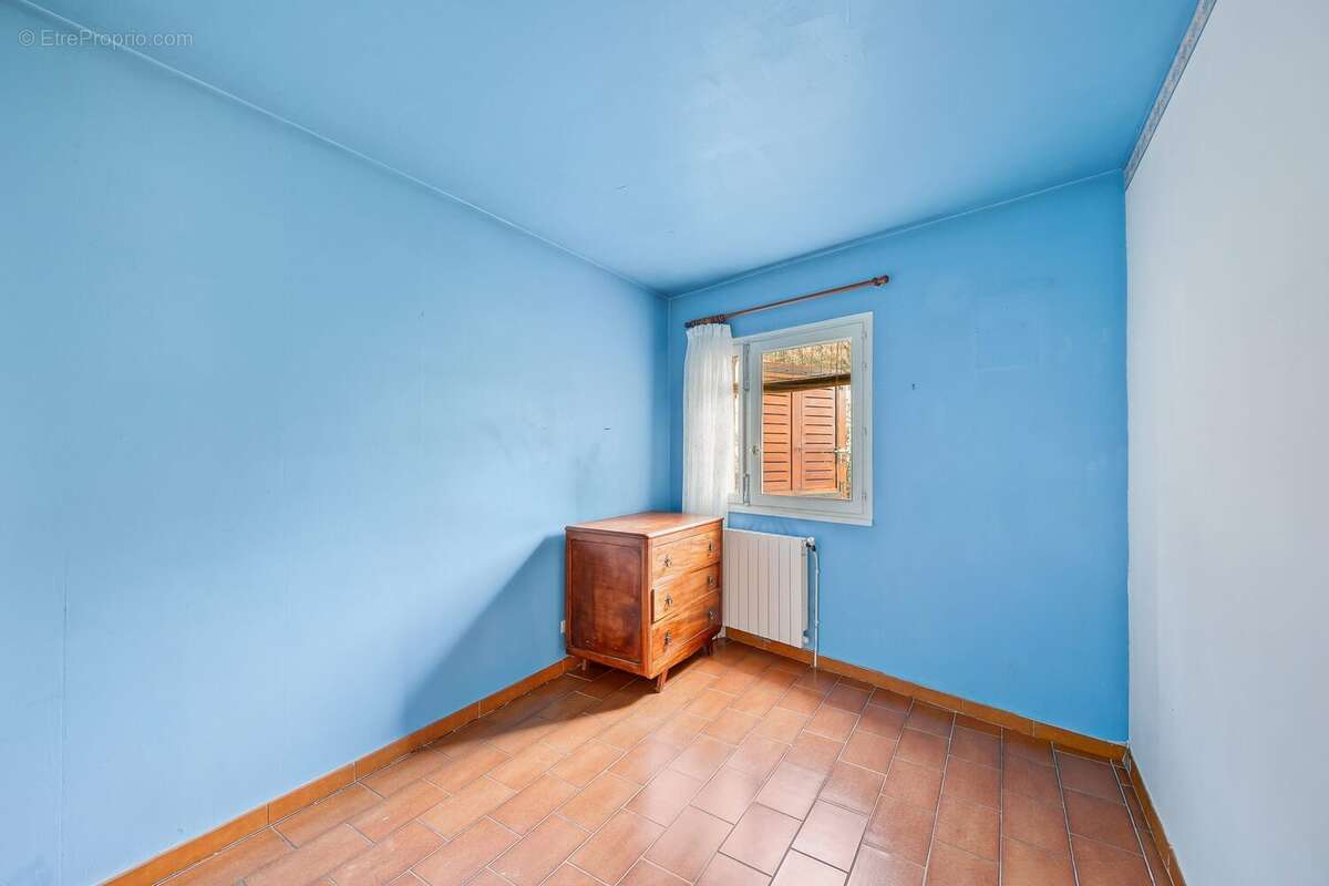 Maison à MEOUNES-LES-MONTRIEUX