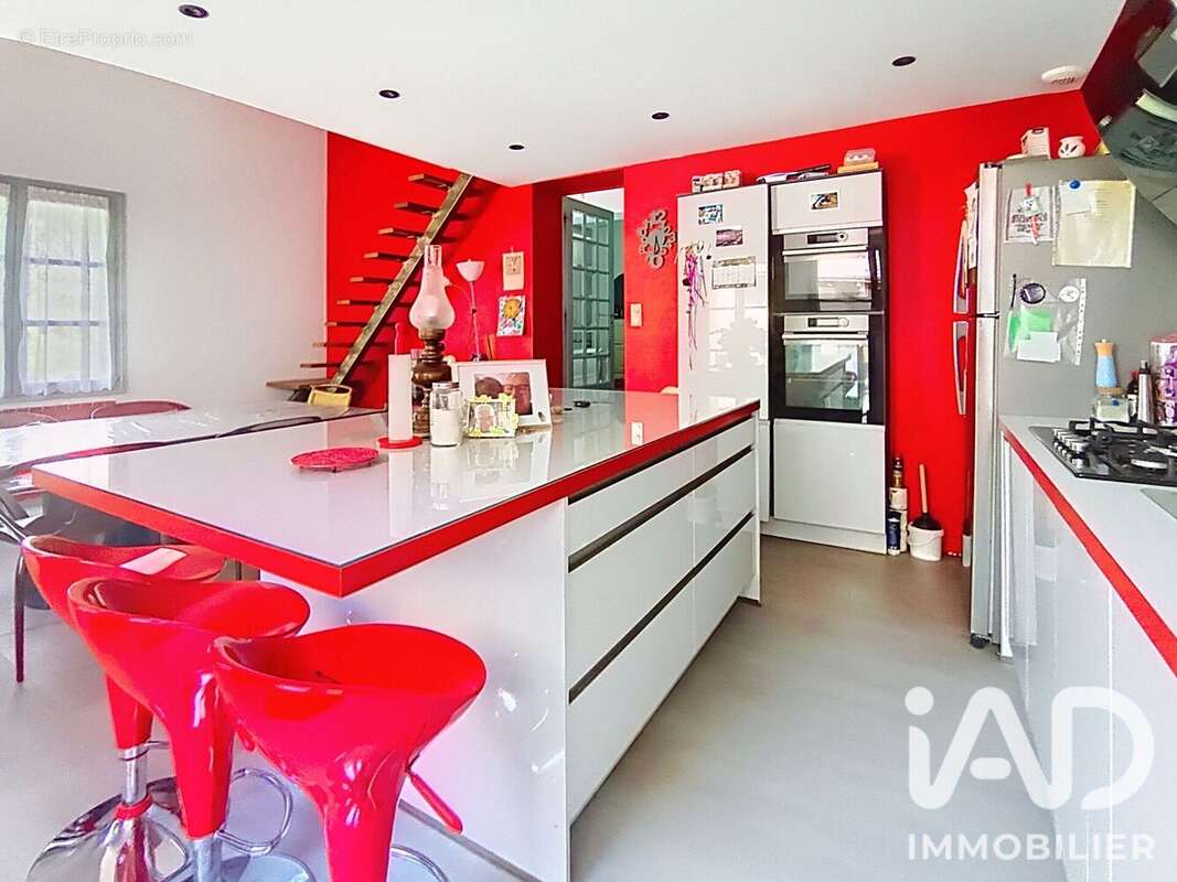 Maison 228 m² à Romorantin-Lanthenay  - photo 2