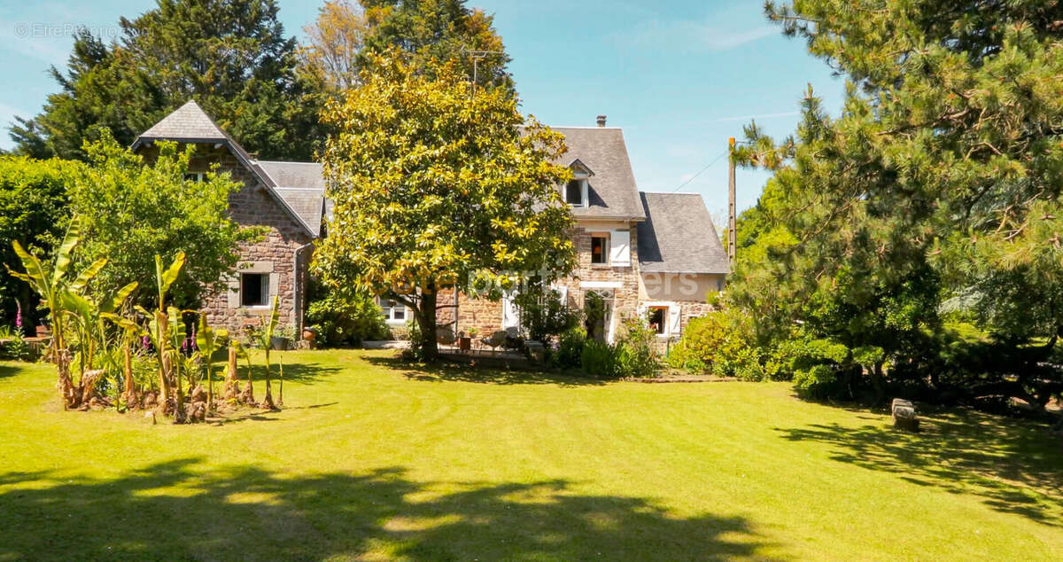 Maison à LA HAYE-PESNEL