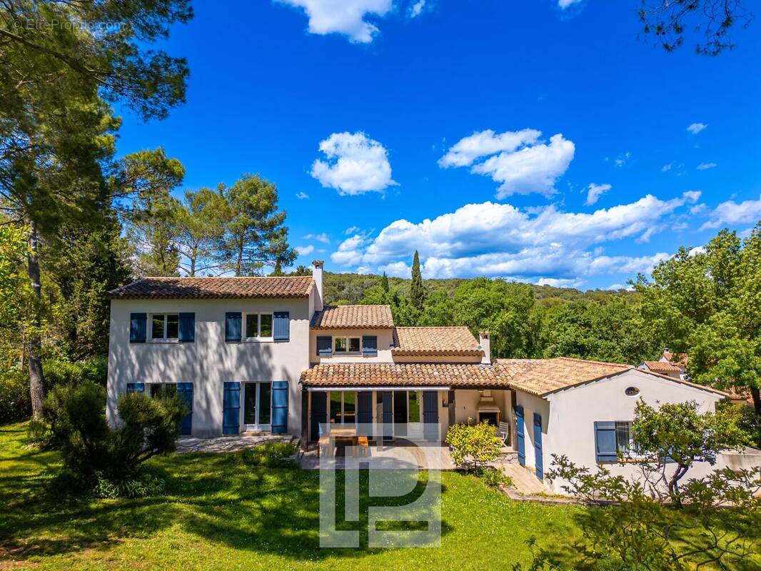 Maison à MOUGINS