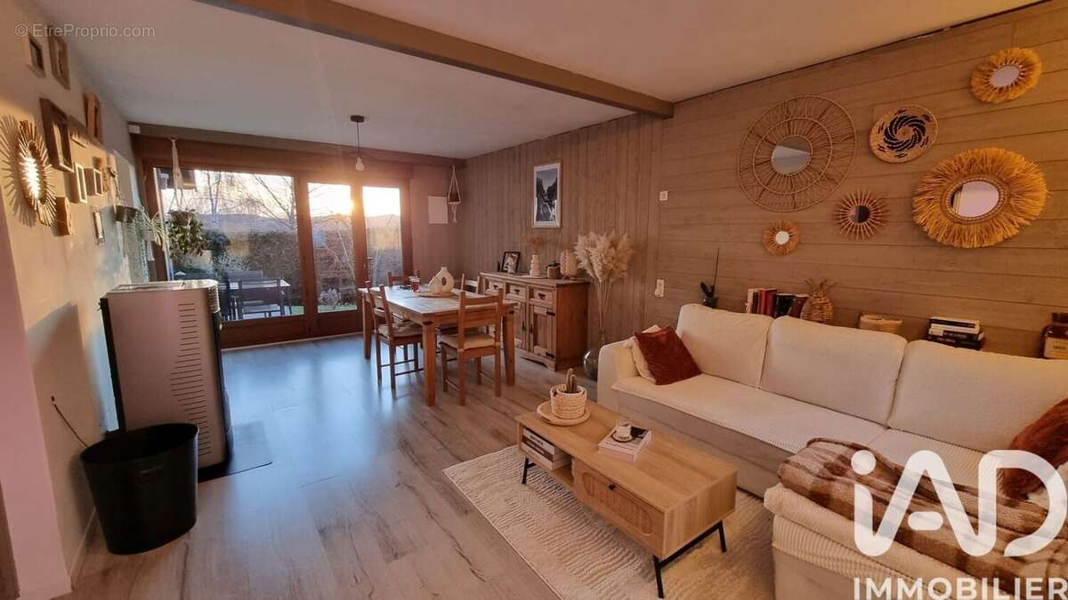 Maison 107 m² à Thezillieu  - photo 3