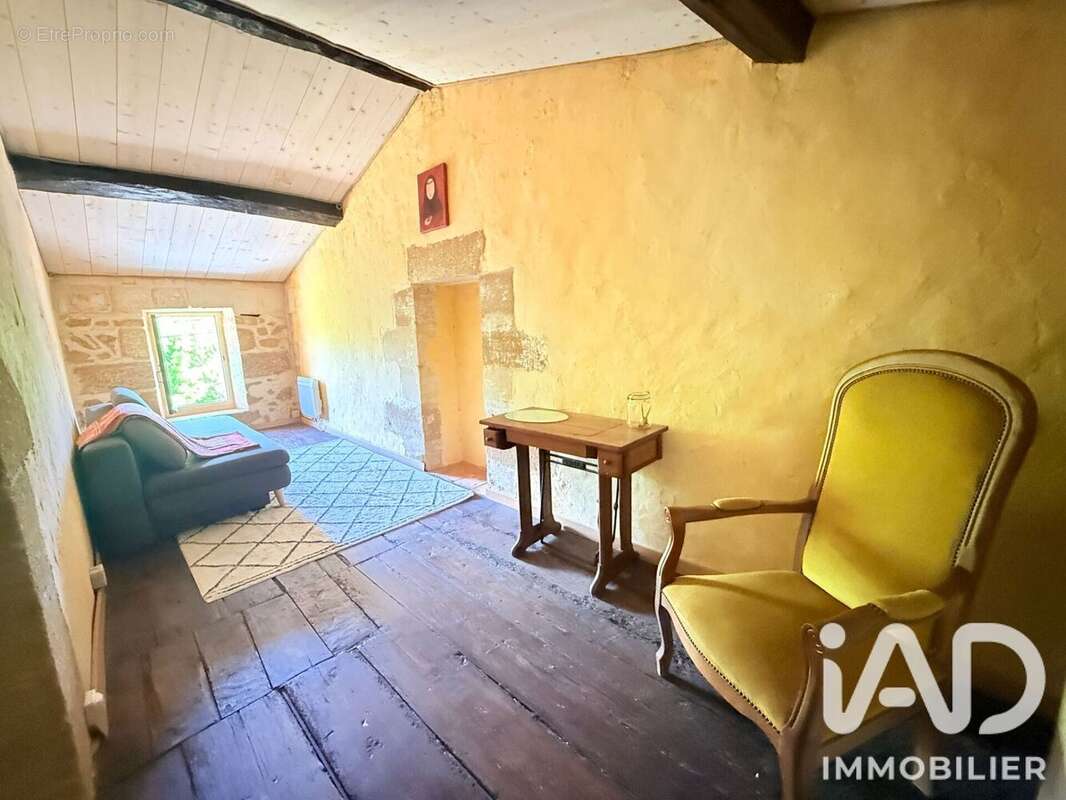 Maison 140 m² à Asques  - photo 8