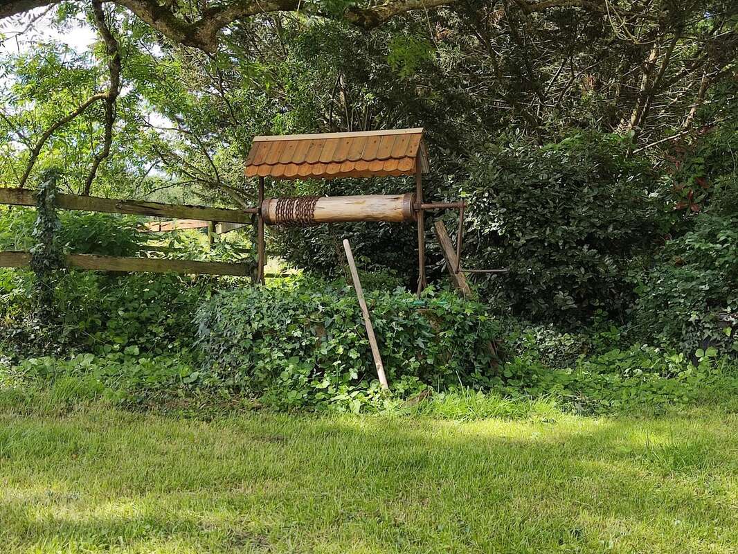 Maison à SAINT-JEANVRIN