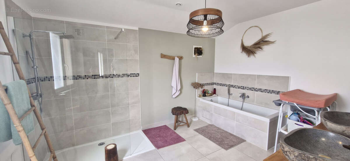 Maison à SAINT-CIERS-DU-TAILLON