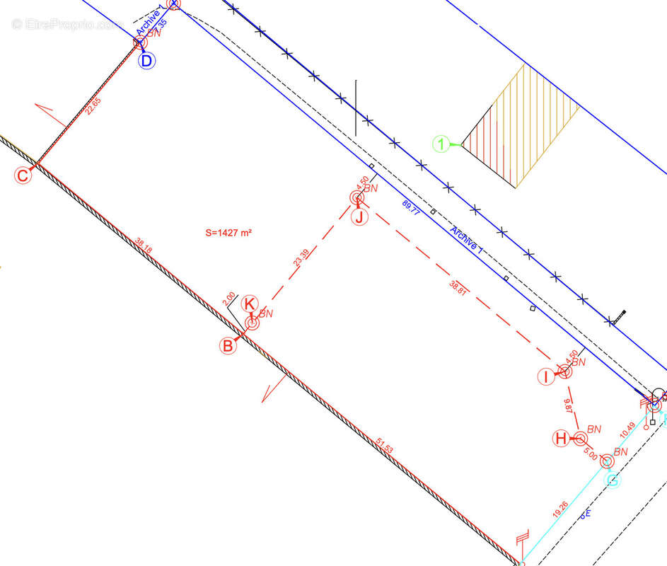 Terrain à BUXEROLLES