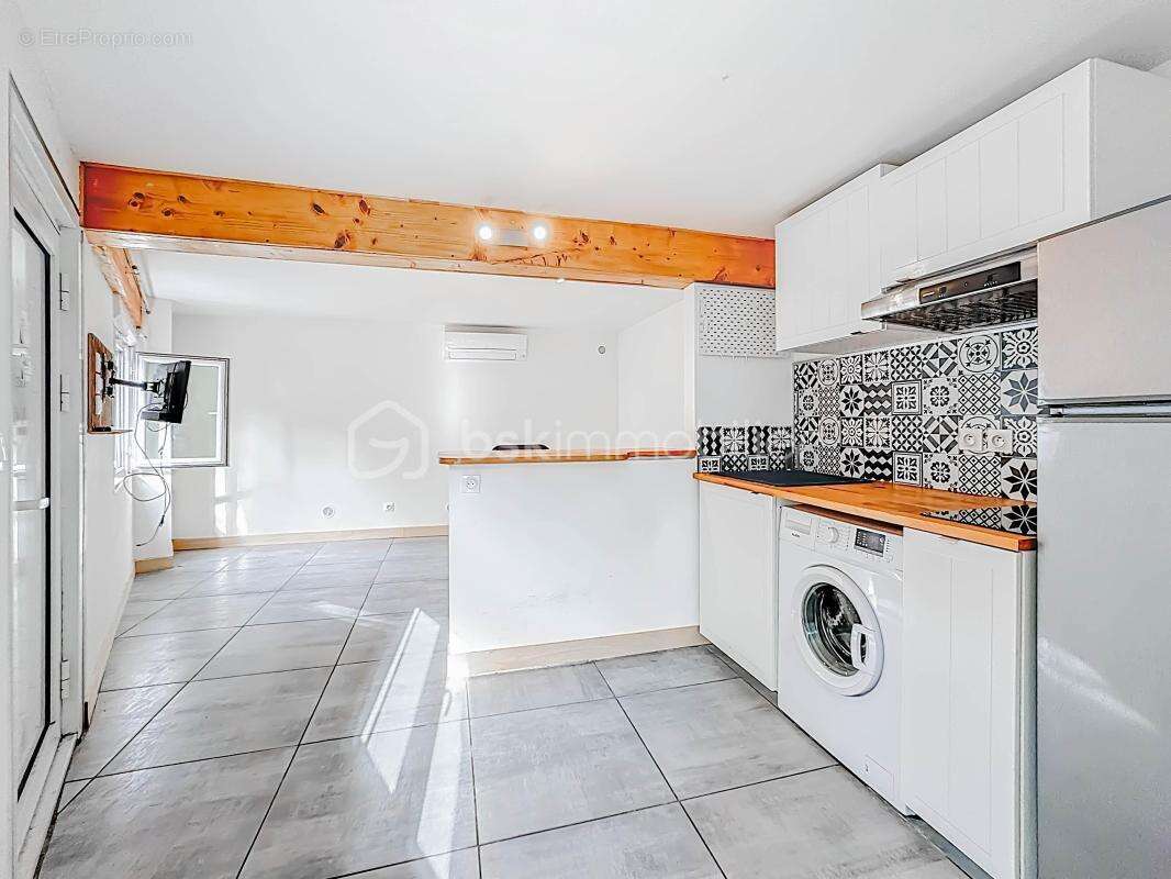 *** Appartement entièrement rénové à Palavas Rive Droite *** - photo 4