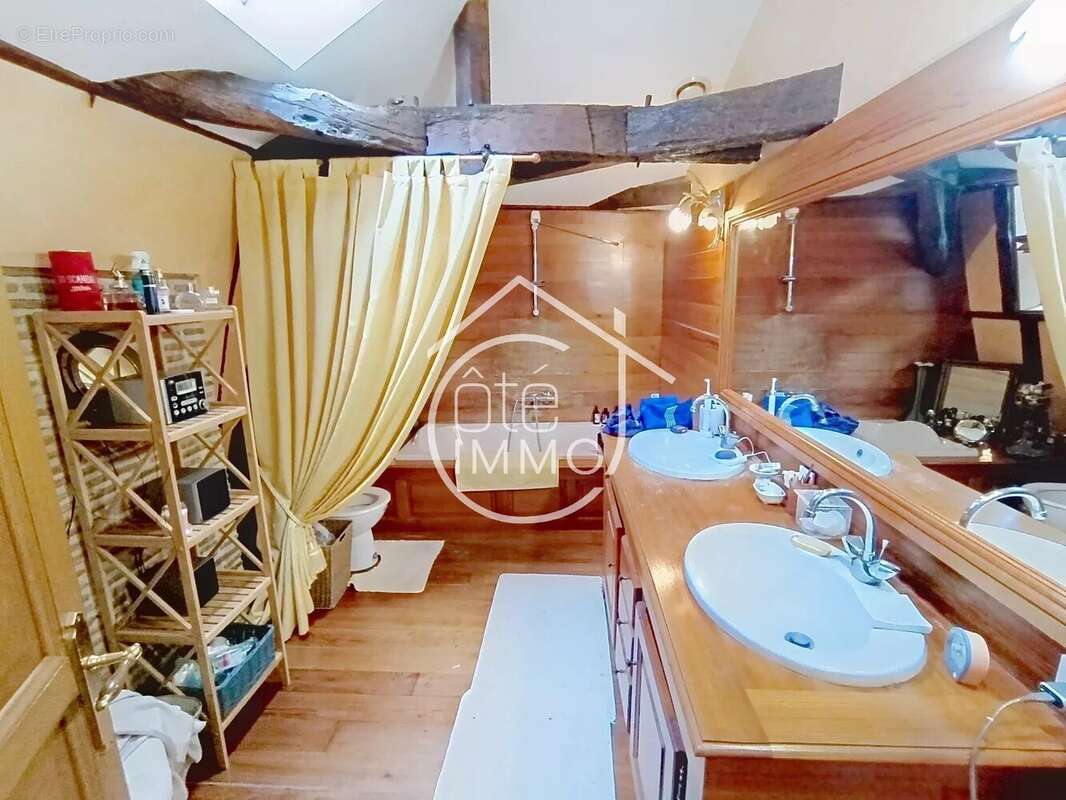 PRIGONRIEUX : Charmante propriété de 348m²  avec piscine - photo 8