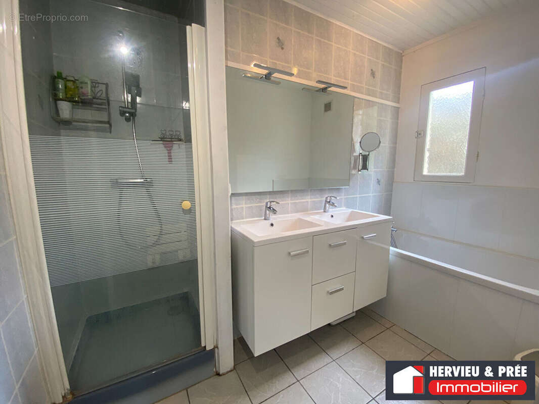 Maison à VER-SUR-MER