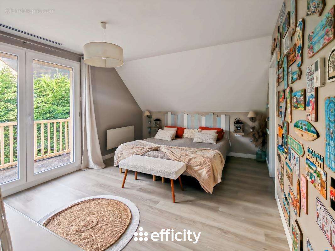 Maison à LA QUEUE-EN-BRIE