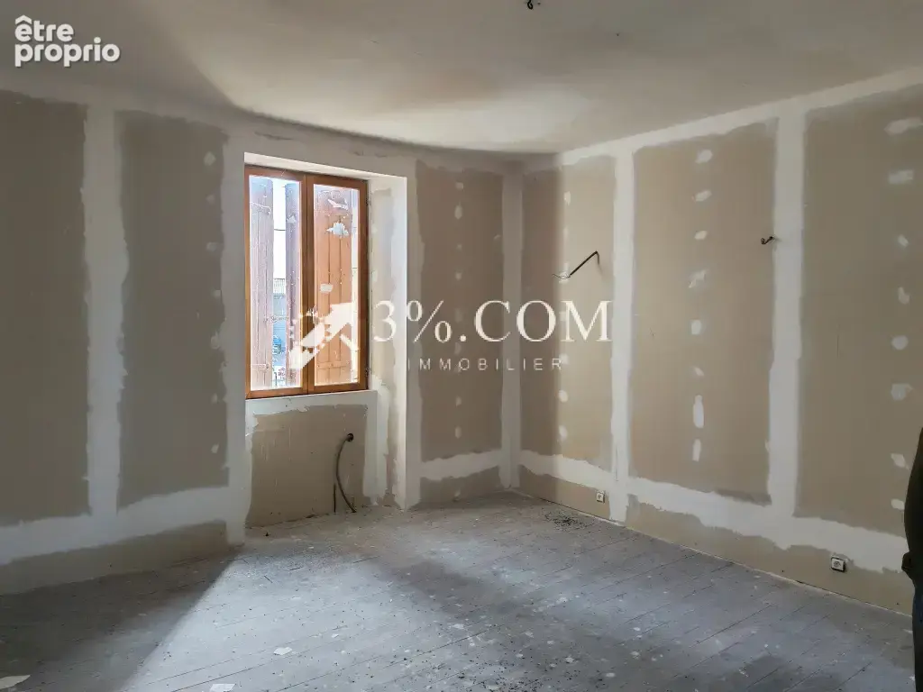 Ensemble immobilier à fort potentiel , ancienne école,  Comm - photo 8