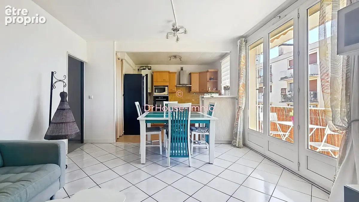 Appartement 4 pièces 74 m² à vendre à Nozay (91620) - photo 4