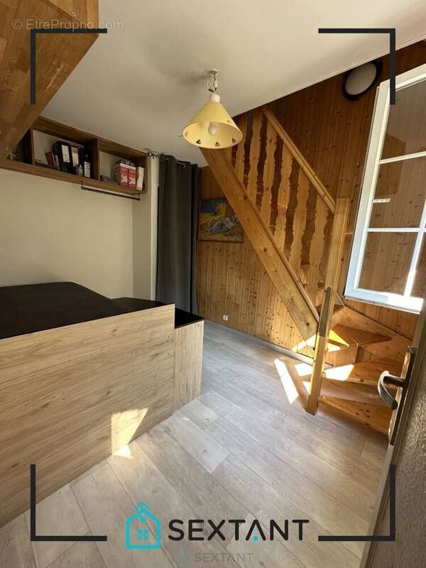 Maison à PETIT-COURONNE