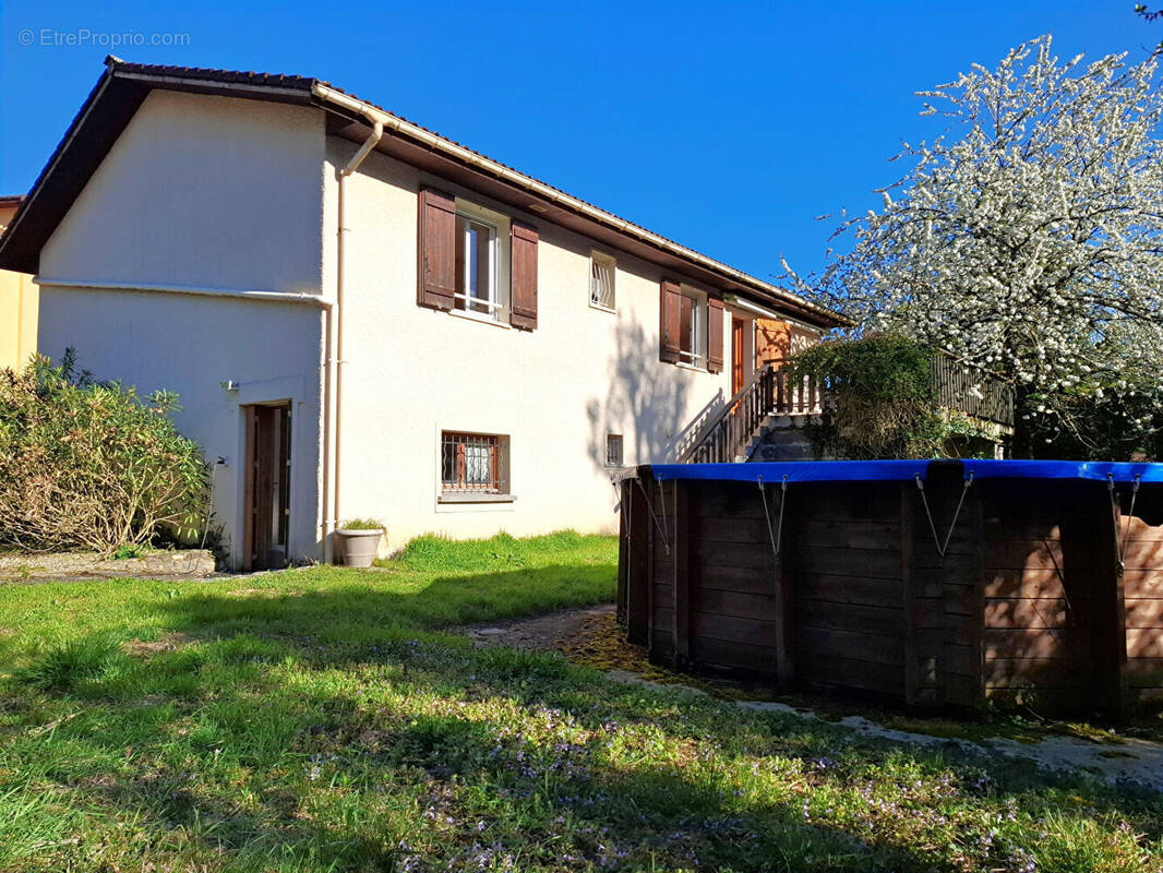 Maison à CHAPAREILLAN