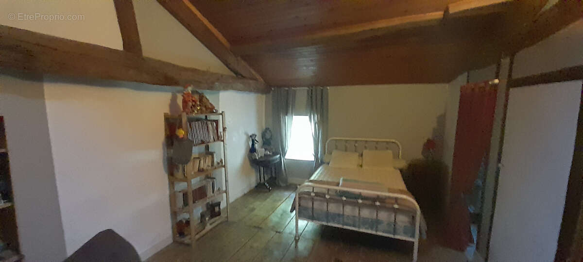 Maison à SAINT-PRIVAT-DES-PRES