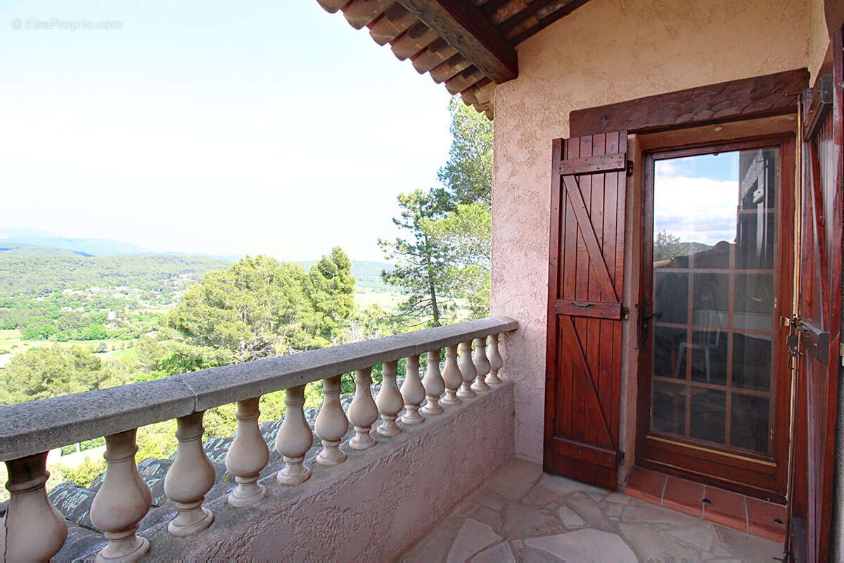 Maison à FIGANIERES