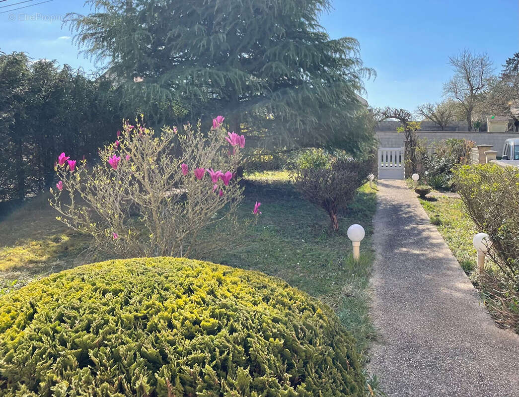 Maison à NANTEUIL-LES-MEAUX