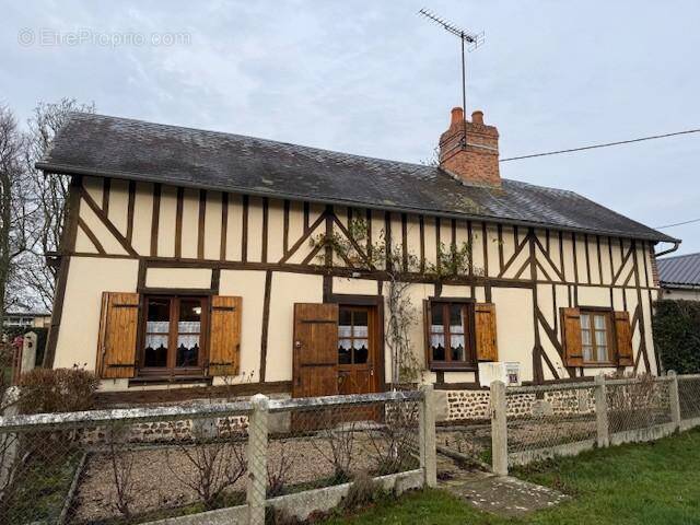 Maison à SAINT-GERMAIN-D'AUNAY