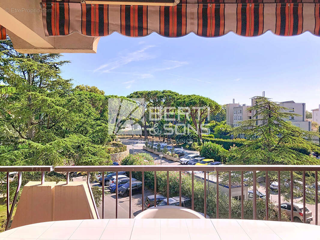 Appartement à MANDELIEU-LA-NAPOULE