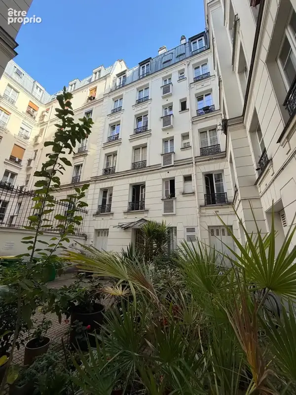 Appartement à PARIS-17E