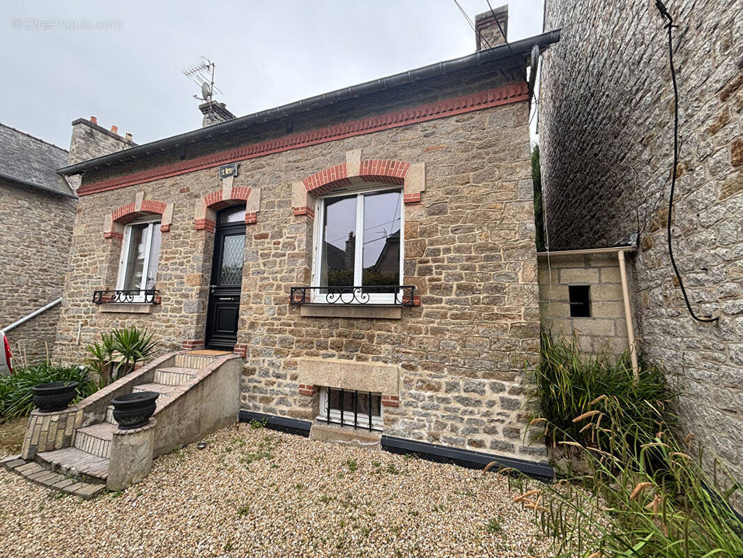 Maison à DINAN